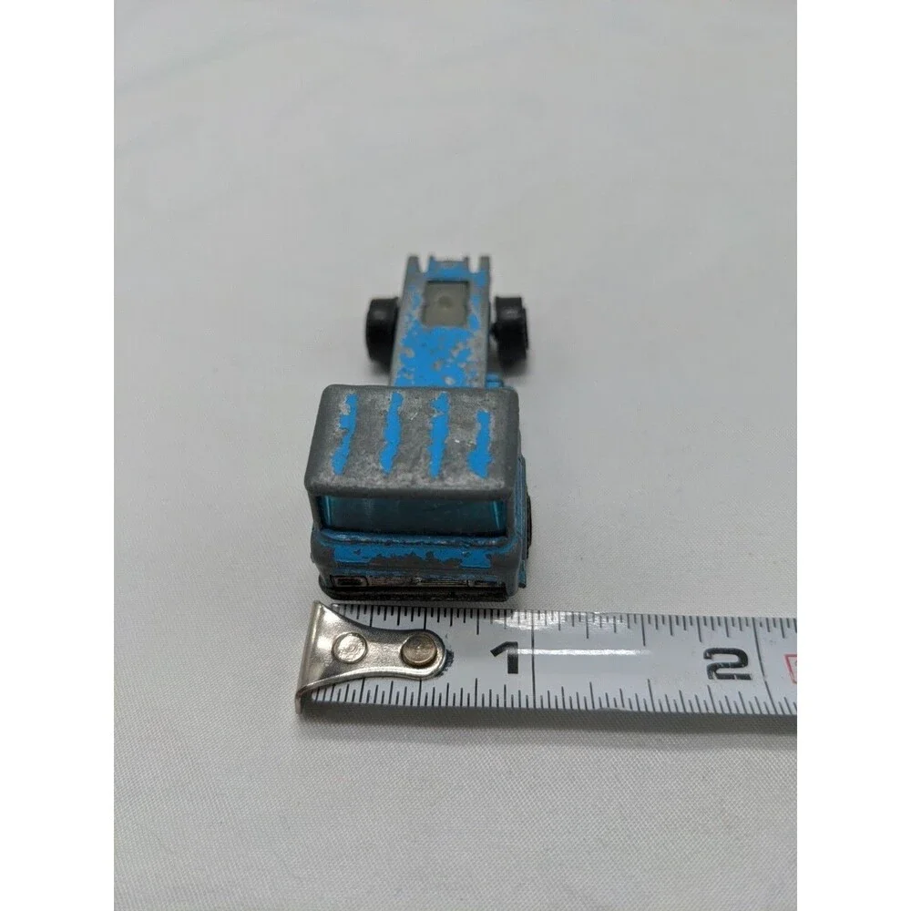 Yat Ming vintage blue